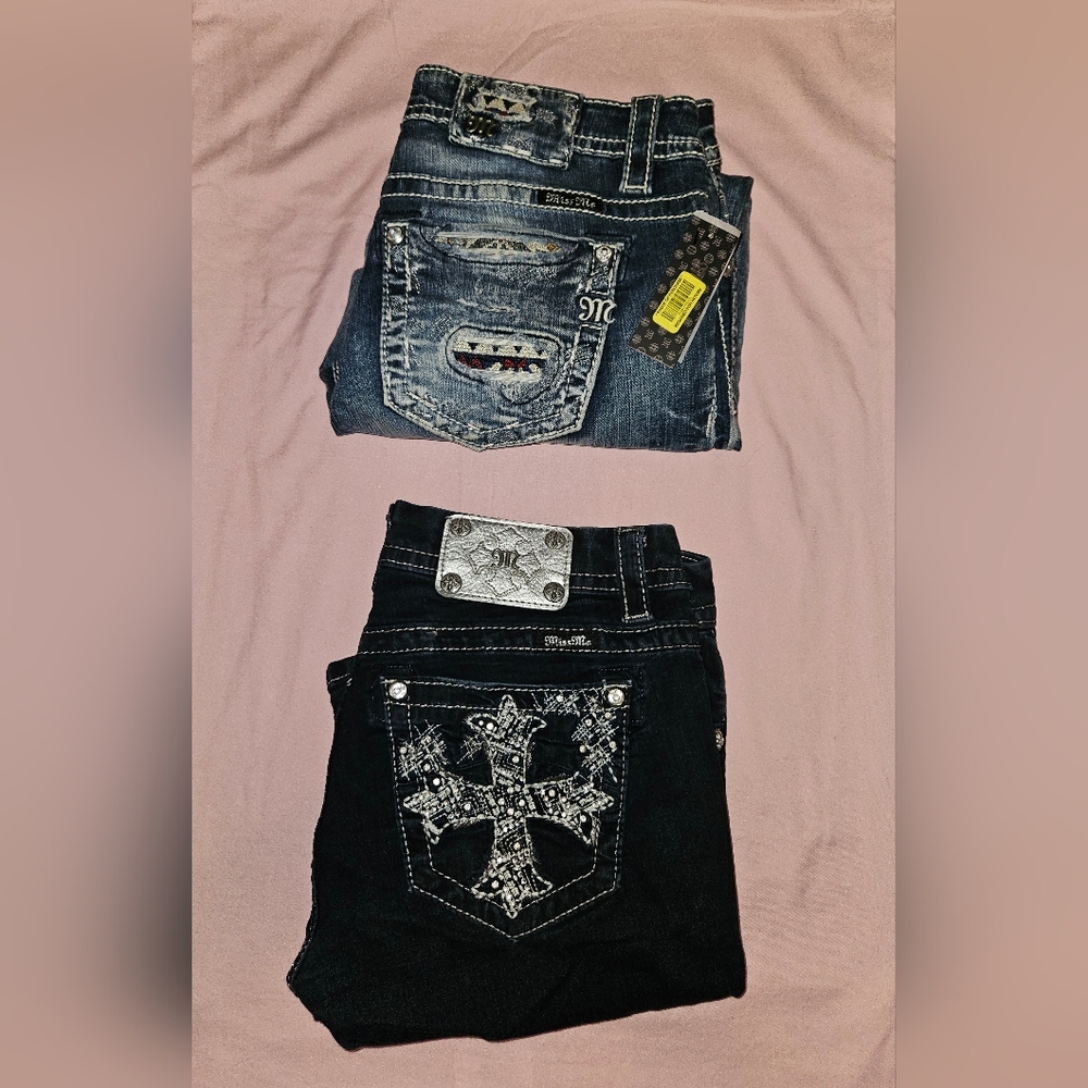 Lot of 2 Miss Me Black and Blue Embellished Bedazzled Jeans Sz 28